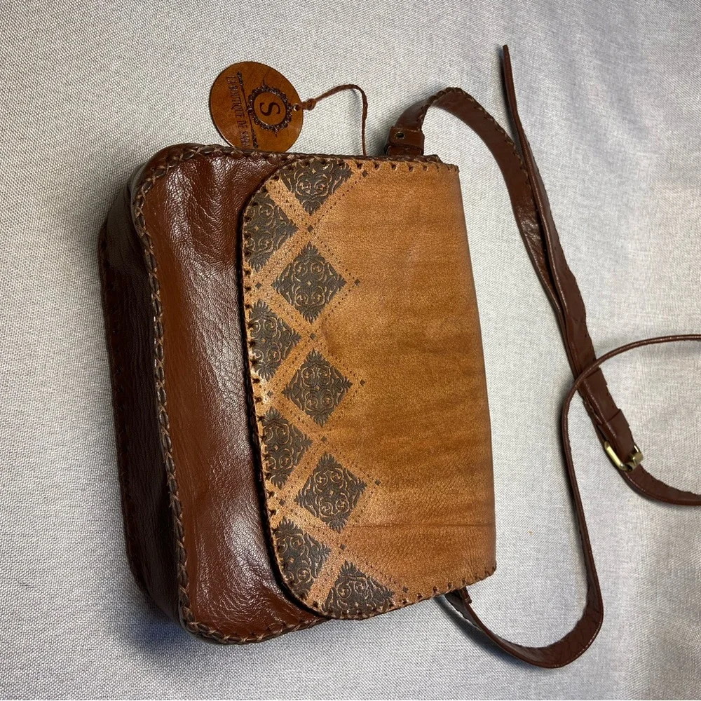La Boutique De Sara Crossbody Leather Bag. Brand new with tag